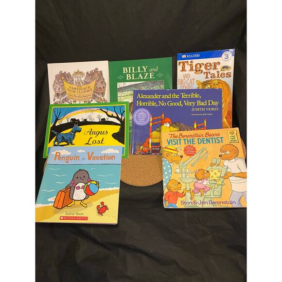 Childrens Books Lot of 7 Bedtime Story Early Reader Read Along Titles Below - Picture 1 of 9